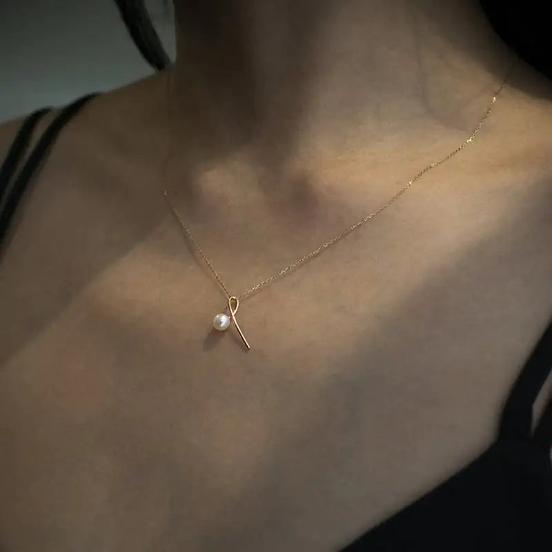 Vallene Éline Necklace